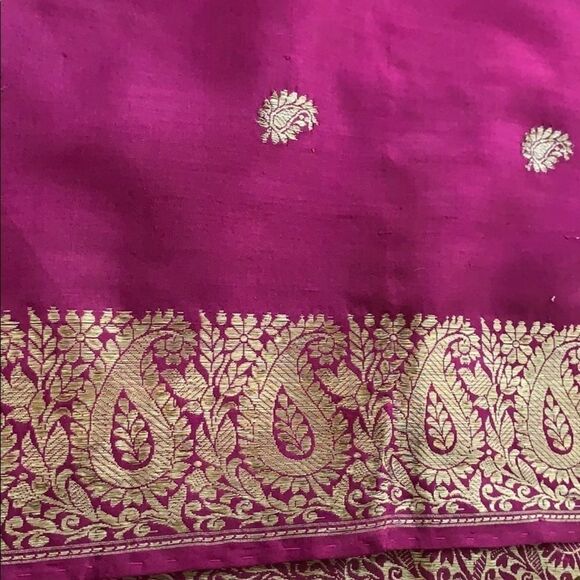 India gold embroidered purple silk shawl scarf - Picture 6 of 9